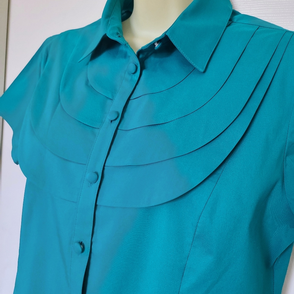 Woman's Shirt